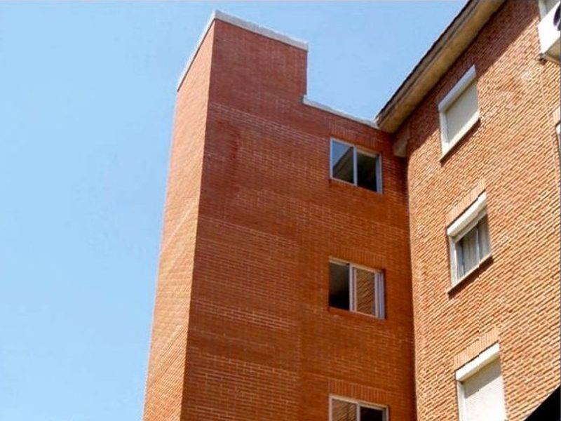 Brick structure